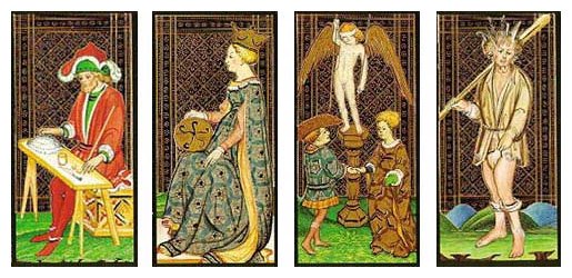 Entre os mais antigos exemplares, encontra-se o célebre jogo pintado para a família Visconti-Sforza, de Milão, que pode datar dos anos 1430-50
