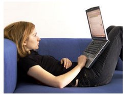 O contato à distância Em anúncio de trabalho em casa