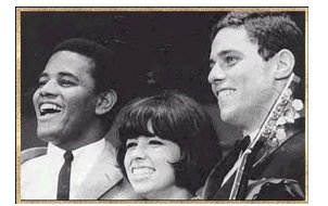 Jair Rodrigues (Disparada), Nara Leão e Chico Buarque (A Banda), 1966.