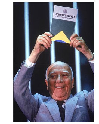 Ulisses Guimarães e a Constituição www.abril.com.br/fotos/constituicao-brasileira-20-anos