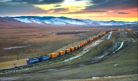 Comboio partindo da China, passando pela Rússia até a Europa Ocidental